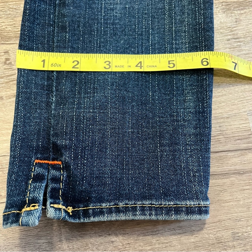 True Religion Western Medium Blue Straight Leg Jeans with Contrast Stitching - Picture 11 of 13